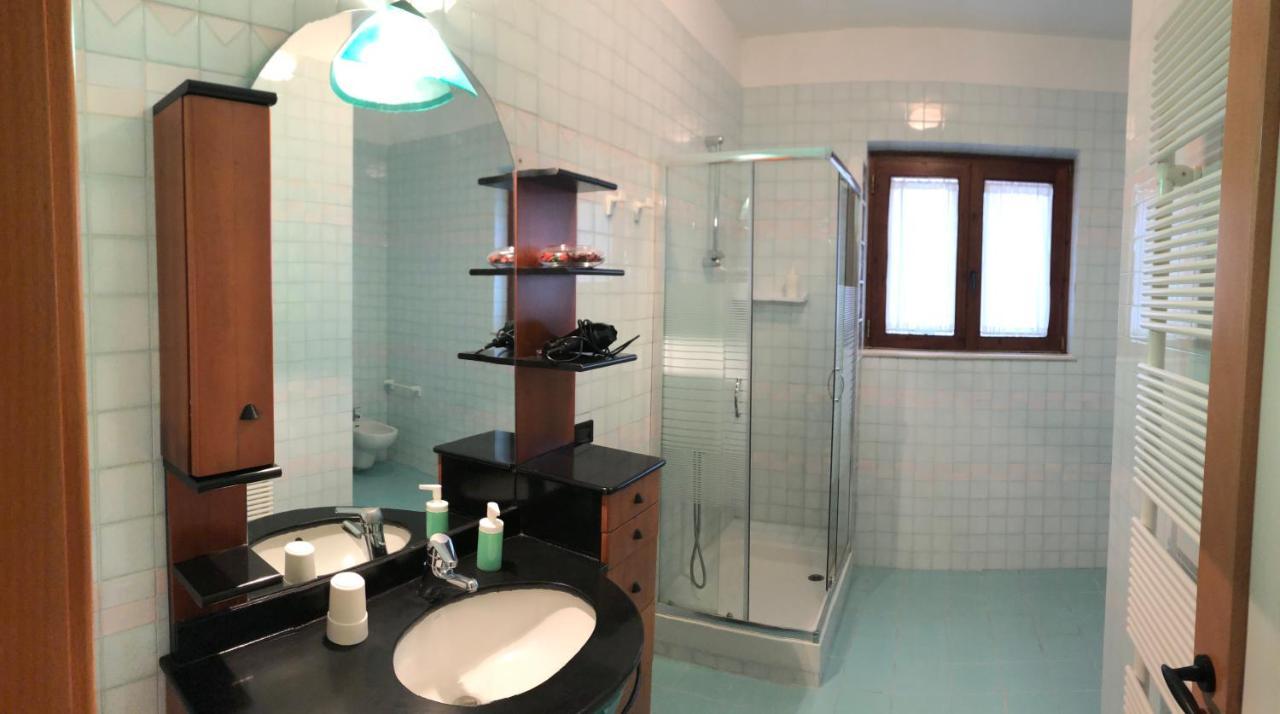 The Holiday House Hotel Santeramo in Colle Buitenkant foto