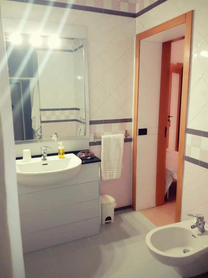 The Holiday House Hotel Santeramo in Colle Buitenkant foto
