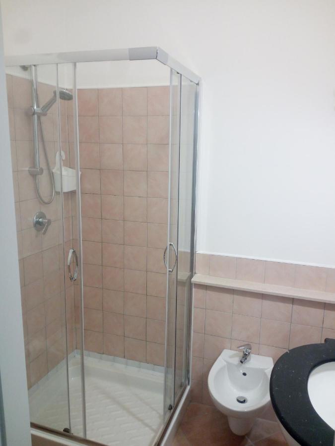 The Holiday House Hotel Santeramo in Colle Buitenkant foto