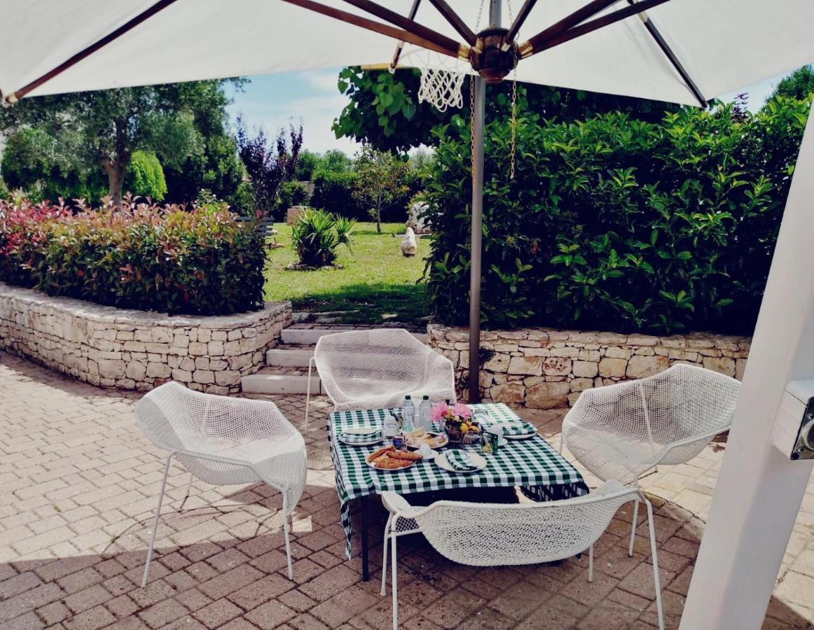 The Holiday House Hotel Santeramo in Colle Buitenkant foto