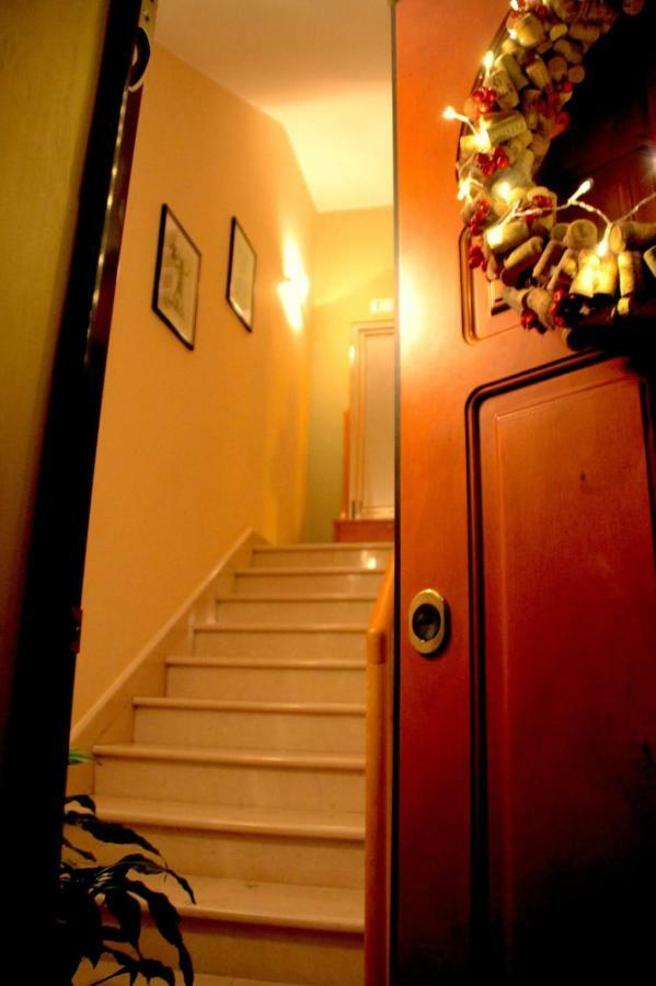 The Holiday House Hotel Santeramo in Colle Buitenkant foto