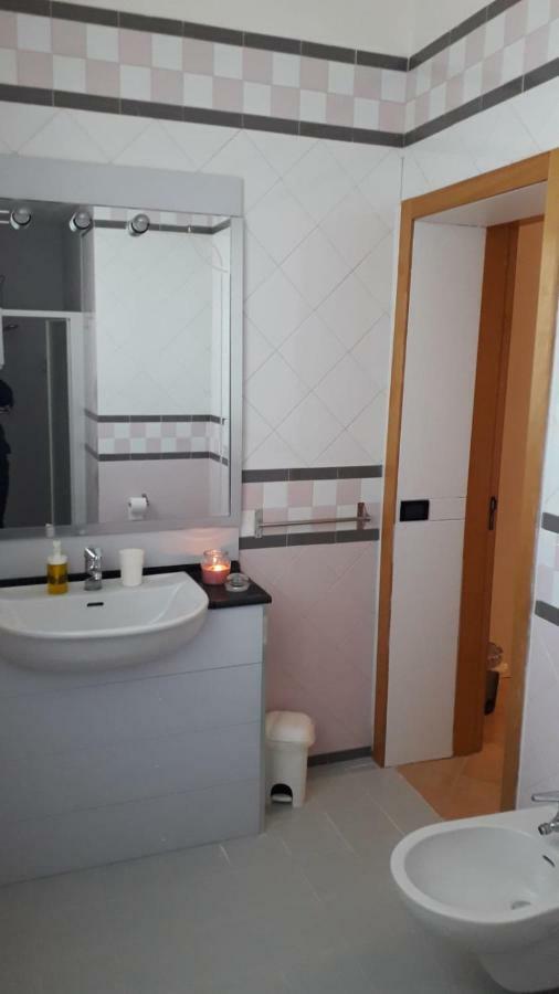 The Holiday House Hotel Santeramo in Colle Buitenkant foto