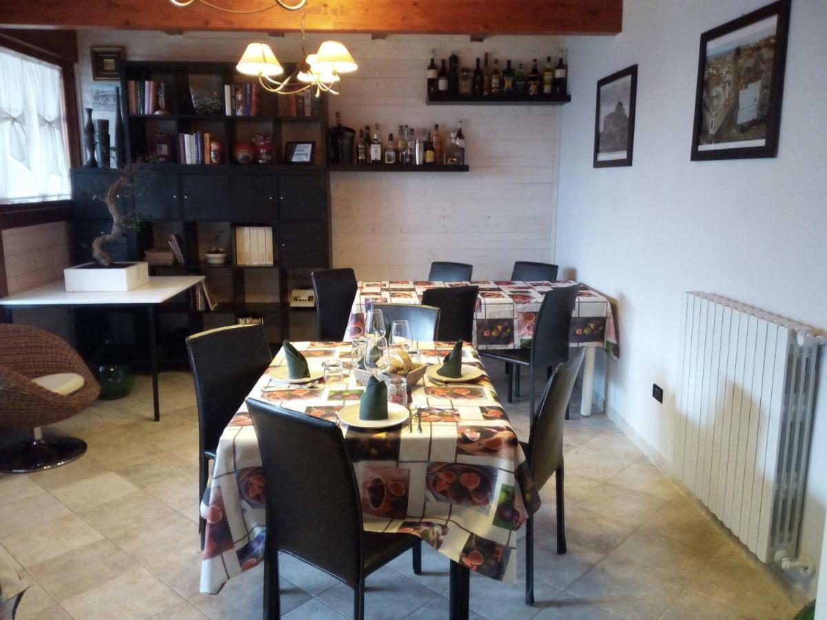 The Holiday House Hotel Santeramo in Colle Buitenkant foto